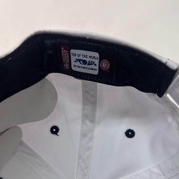 Vintage Utah State University Aggies White Cap with sticker - Picture 6 of 7